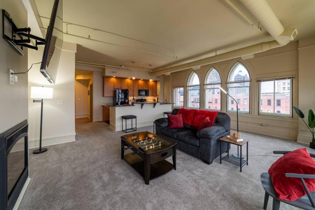 ロチェスターKing Bed W/ Panoramic Views Of Dt!アパートメント エクステリア 写真